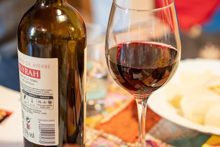 Large-scale painting and art workshop with wine in central Madrid Large-scale painting and wine art workshop in central Madrid