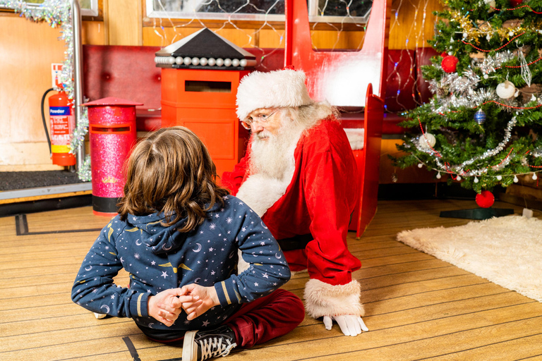 York: salpa con Babbo NataleYork: Crociera Fish and Chips