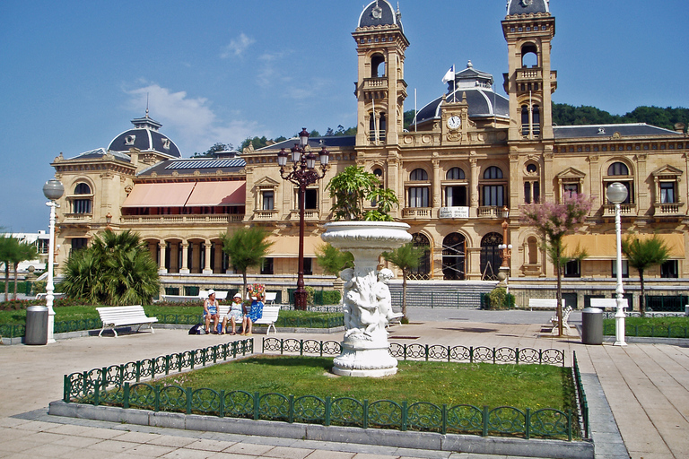 San Sebastian: Half-Day Private City Tour