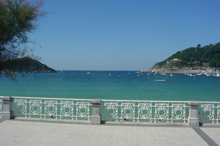 San Sebastian: Half-Day Private City Tour