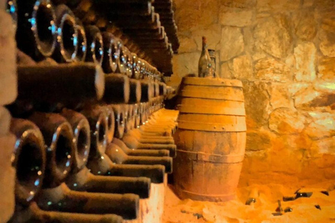 Sao Roque: Private Wine Tour with Breakfast and Lunch