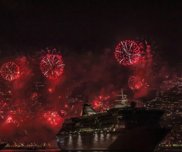 Madeira: fuochi d'artificio di Capodanno in catamarano