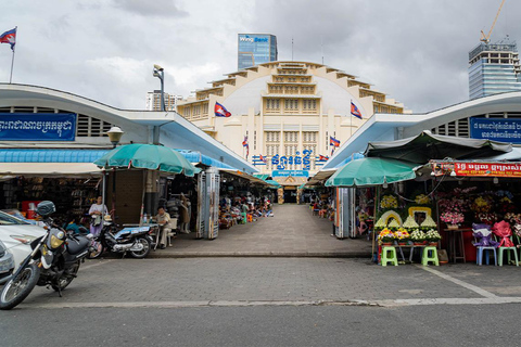Phnom Penh: Guided City Bike Tour with Snacks