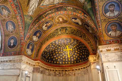 Ravenna: Privat guidad tur med monumentintag