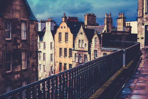 Edinburgh: 3-Hour Historical Walking Tour in Italian