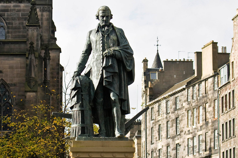 Edinburgh: 3-Hour Historical Walking Tour in Italian