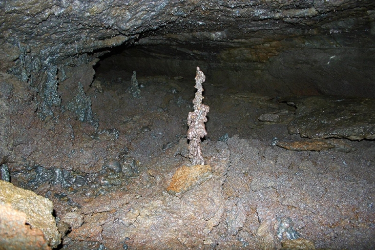 Leidarendi Cave: Lava Tunnel Caving from Reykjavik