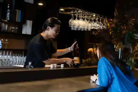 Ginza, Tóquio: Experimenta o saquê com recipientes tradicionais