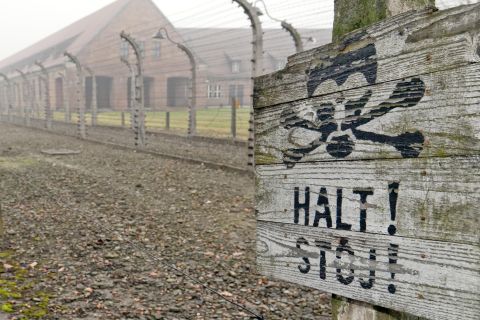 Z Wrocławia: wycieczka z przewodnikiem do Auschwitz-Birkenau