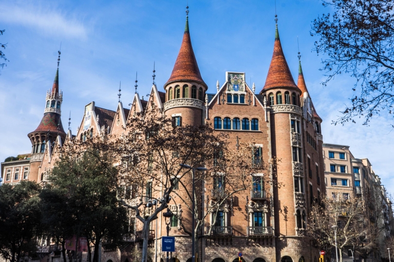 Witamy w Barcelonie: prywatna wycieczka z lokalnymi4-godzinna wycieczka
