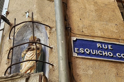 Aix en Provence Historical and Gourmet Walking Tour