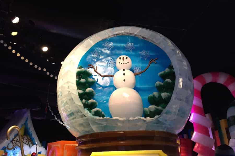 Schnee, Eis und Lebkuchen - Feiertage in Orlando!. Foto: GetYourGuide