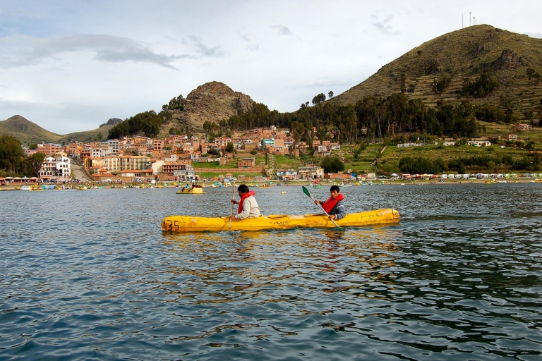 De Puno: kayak d'une demi-journée sur les îles flottantes Uros