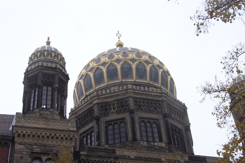 Berlín: visita guiada privada del patrimonio y la historia judíaBerlín: recorrido por la herencia judía