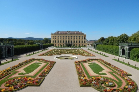 Vienna Welcome Tour: Private Tour with a Local Guide 5-Hour Tour