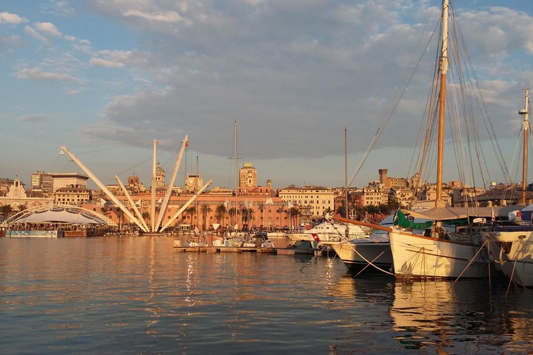 Genoa: sunset cruise to admire the city with live music