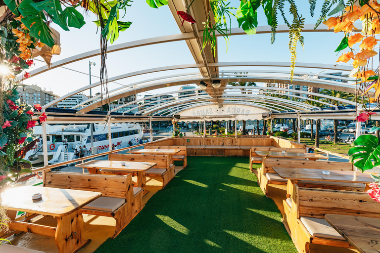 Palma de Mallorca: fiesta en barco de día con todo incluidoPalma de Mallorca: experiencia en barco todo incluido de día