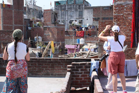 New Delhi: Sanjay Colony Slum & Old Delhi Street Food Tour