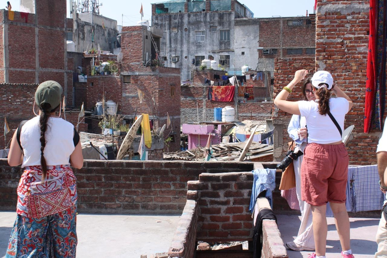 New Delhi: Sanjay Colony Slum & Old Delhi Street Food Tour