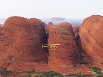 Ayers Rock: Helikopter-Flug über Uluru & Kata Tjuta Ayers Rock: Helikopter-Flug über Uluru & Kata Tjuta