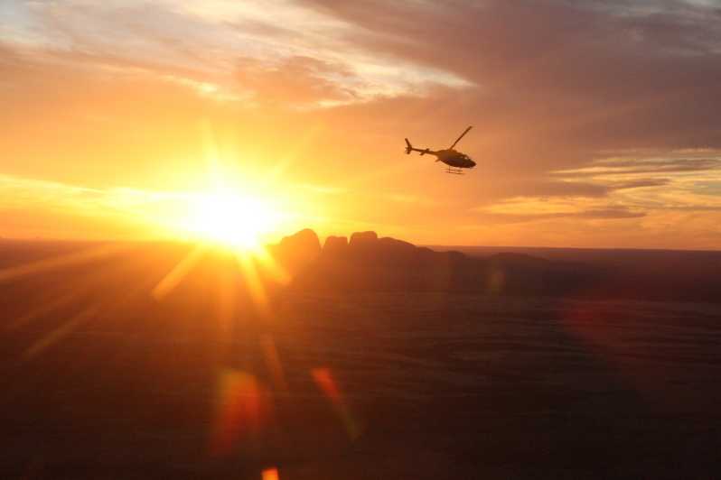 Yulara : excursion en hélicoptère au coucher du soleil à Uluru et Kata Tjuta