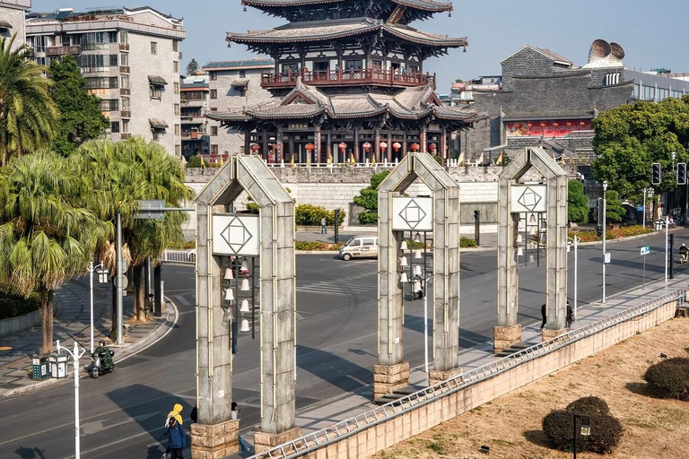 Guilin: tour a pie de un día completo con desayuno localTour a pie con acceso incluido