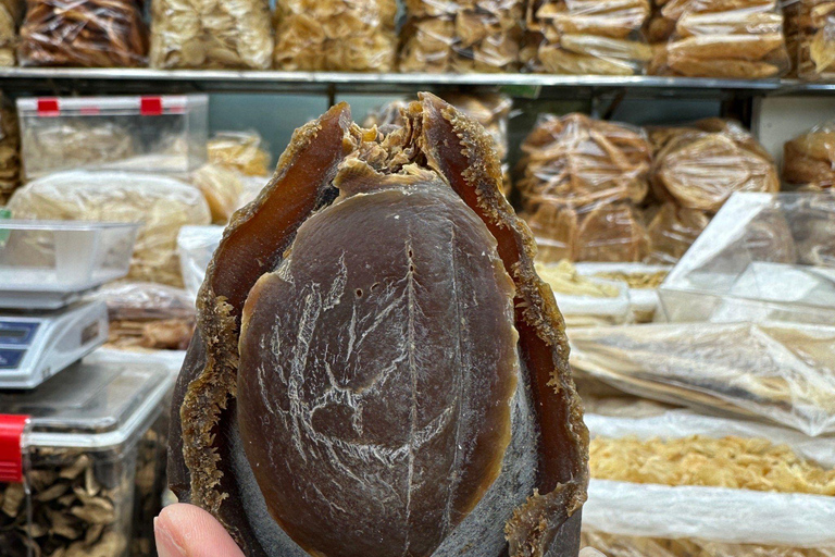 Guangzhou: Dried Seafood Market & Yum Cha Experience