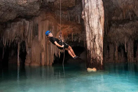 Playa del Carmen: Rio Secreto Plus Underground River Tour