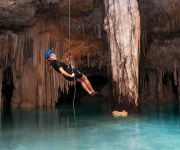 Playa del Carmen: Río Secreto Plus Recorrido por el Río Subterráneo