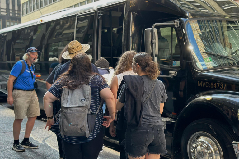 NYC: Visita guiada en autobús de medio día por lo más destacado de la ciudad