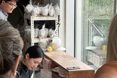 Seoul: Korean Moon Jar Pottery Workshop with Tea & Music