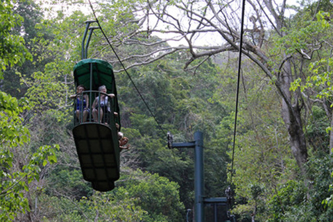 Jaco Beach: Pacific Luchttram bij Rainforest AdventuresJaco Beach: Pacific Aerial Tram bij Rainforest Adventures