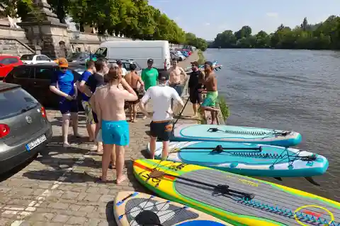 SUP Station Würzburg: SUP board rental, courses, training directly on the Main