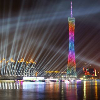 Guangzhou: Perlfluss-Nacht-Bootsfahrt mit Buffet-Dinner