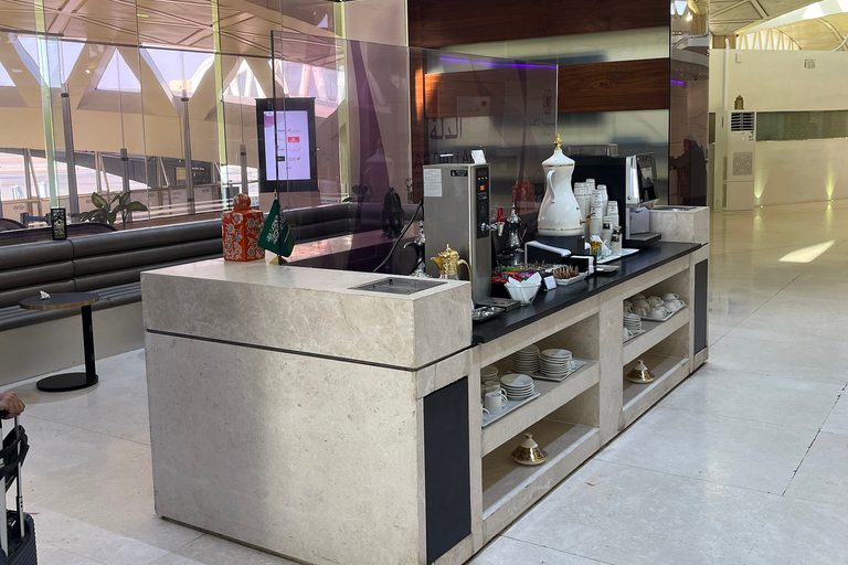 Riyadh International Airport (RUH): Premium Lounge Entry T1 International Departures: 6-Hours