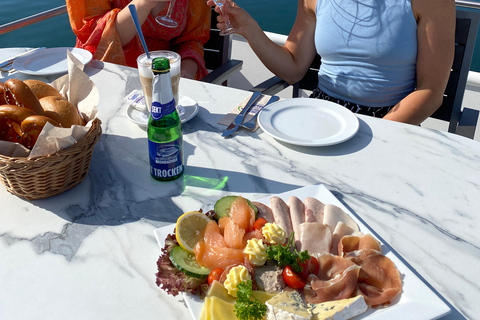 Lago Brombach: mini-cruzeiro com pequeno-almoço no terraçoMini cruzeiro com pequeno-almoço no terraço a partir de Enderndorf