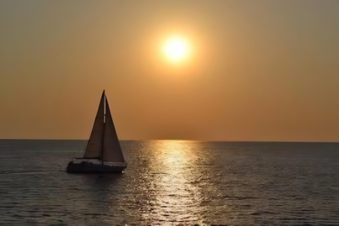 Ciutadella: Sunset Sailboat Tour