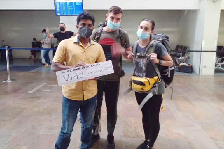 Kandy: Trasferimento privato al Bandaranaike International ...