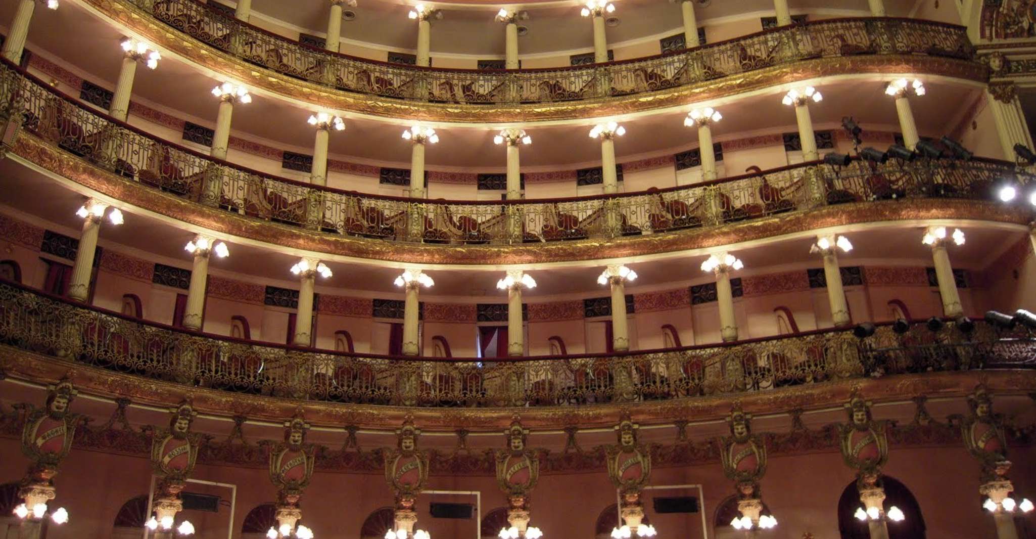 Manaus Sightseeing Tour - Housity