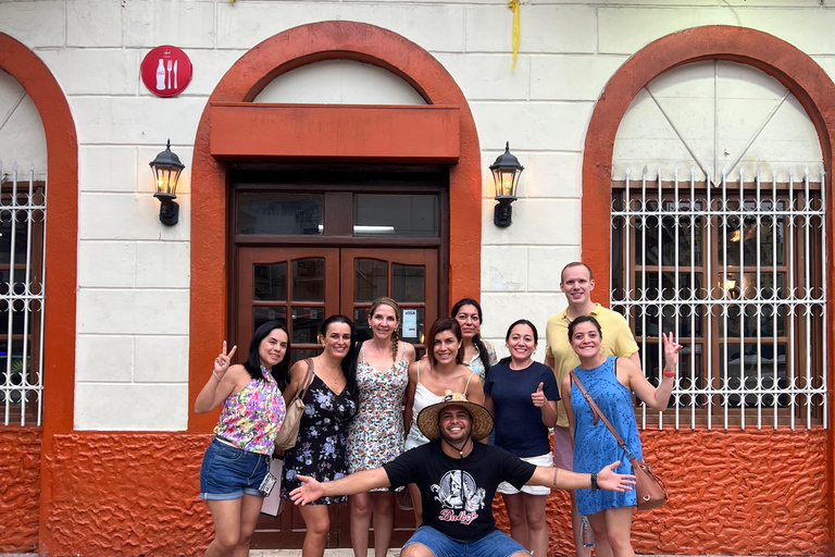 "Fietstour Casco Viejo en Panama Stad Ontdek de essentieFietstour in Panama Stad en de Oude Stad met lokale gids