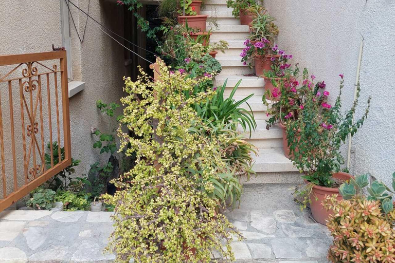 From Larnaca: Meet the Locals of Lefkara