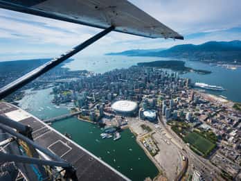 Ab Vancouver: Fly & Dine nach Bowen Island Ab Vancouver: Fly & Dine nach Bowen Island