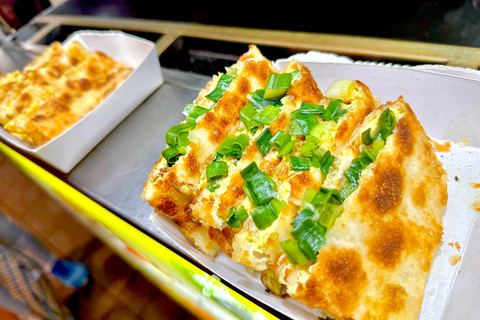 Taipei Ningxia Night Market Food Walking Tour（incl. 10 Food） Private Tour