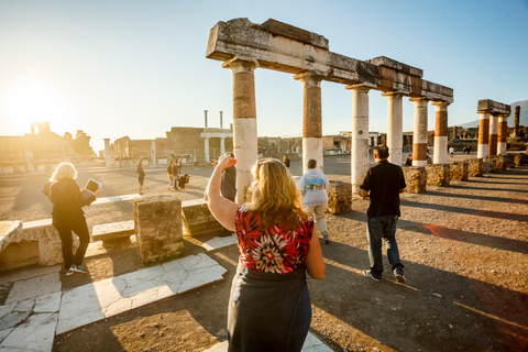 Von Rom aus: Geführte Tagestour nach Pompeji und zum Vesuv mit Mittagessen