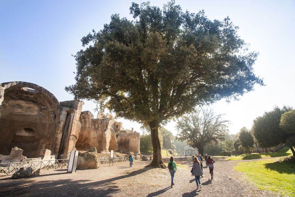 Rome: Hadrian's Villa and Villa d'Este Half-Day Tour
