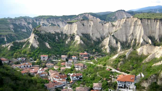 sofia fullday hiking to rozhen monastery melnik