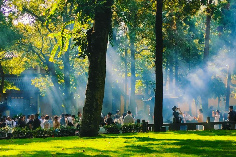 Shanghai: Hangzhou Day Trip with West Lake & Lingyin Temple Shanghai: Hangzhou Guided Day Trip By Bullet Train