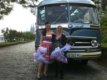 Nostalgische Busrundfahrt Köln mit Begleitung Nostalgische Busrundfahrt Köln mit Begleitung