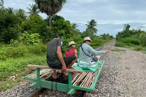 Transfer Siem Reap para Koh Kong com pernoita em Battambang