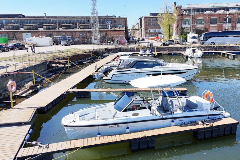 Gdansk: 1-Hour Private Electric Boat Cruise with Skipper